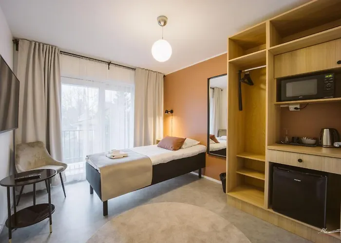 Отель Veromaki *